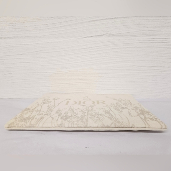 Christian Dior Trousse Zippered Pouch in Floral and Cream Canvas with Box NWT - Picture 5 of 10